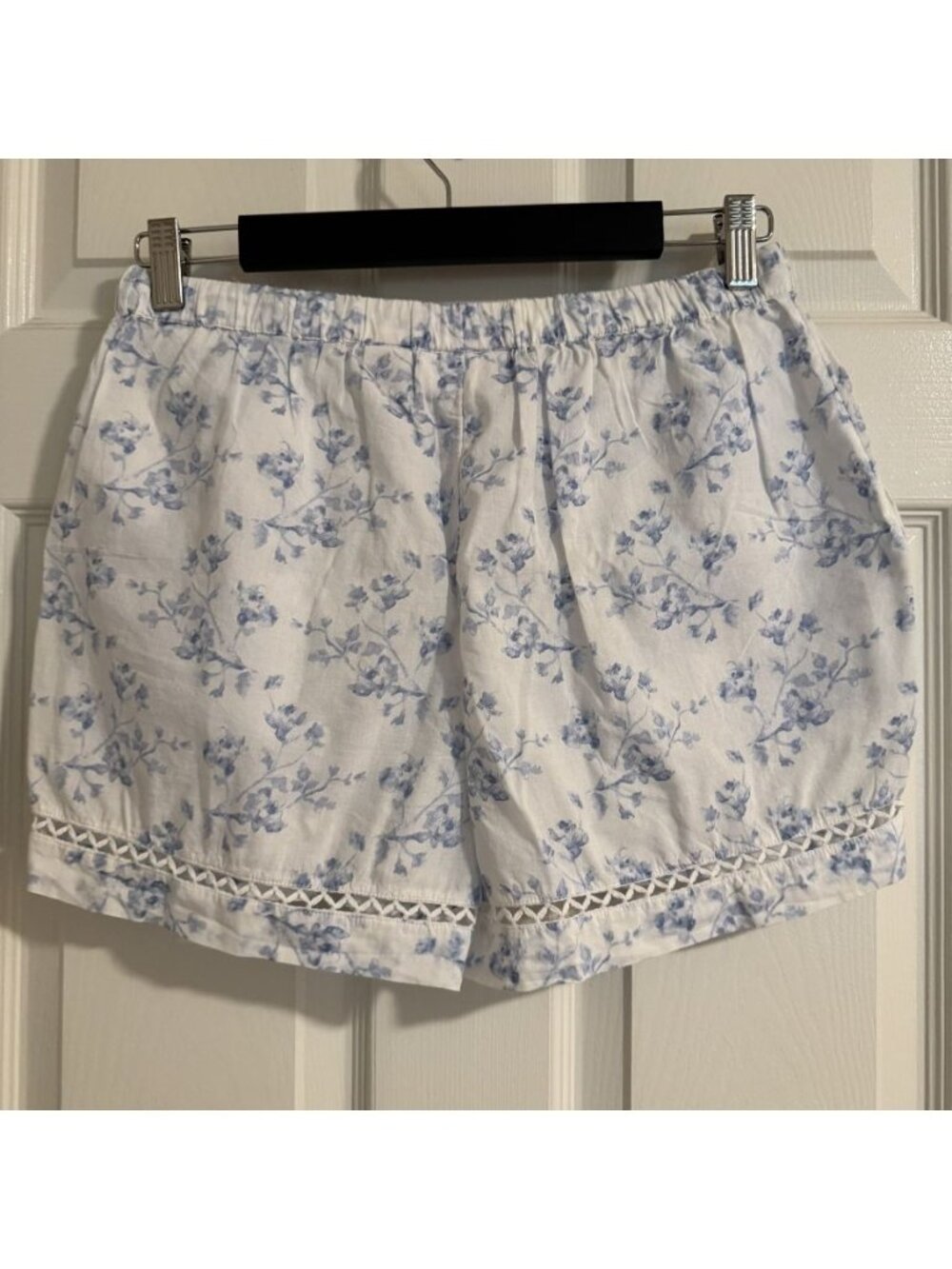 NWT Caroline Constas New York White Blue Floral Lace Trim Cami and Shorts Set - Picture 8 of 11